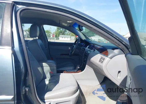 2007 Buick Lacrosse Cxl из США, поврежденный, VIN 2G4WD582971182633